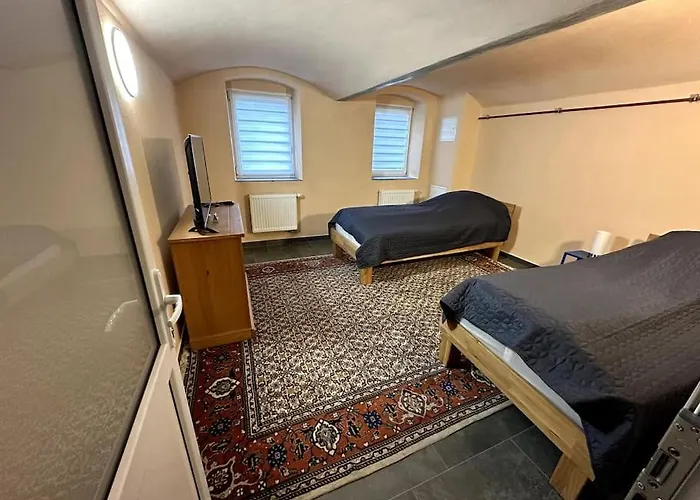 Monteurwohnung Im Untergeschoss Apartman